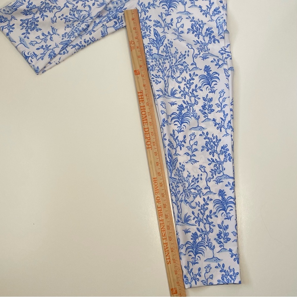 Lilly Pulitzer Luxletic Corso Pants Resort White Tall Tales Golf Athleisure Sz 4 - Picture 15 of 16